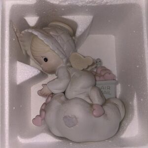 1987 Precious Moments "Sending You My Love" Clouds Air Mail Figurine 109967